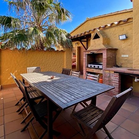 Ampuriahome Villa Hosting 15, Pool & Mooring Empuriabrava Extérieur photo