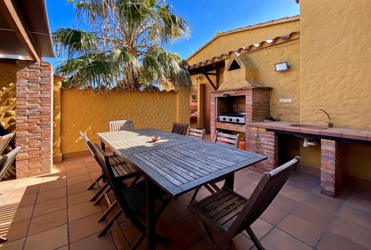 Ampuriahome Villa Hosting 15, Pool & Mooring Empuriabrava Extérieur photo